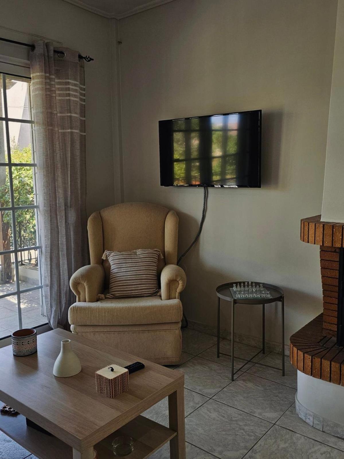Appartamento One Artemis Near The Sea And The Airport Esterno foto