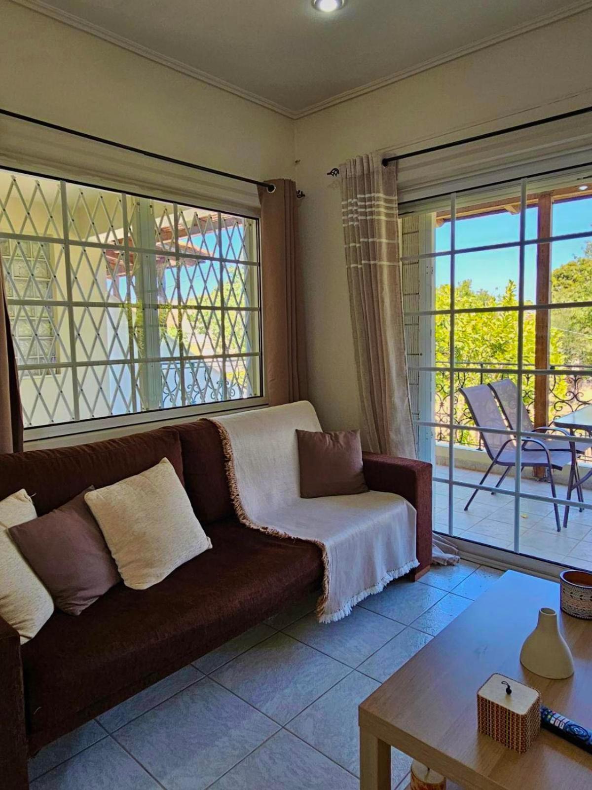 Appartamento One Artemis Near The Sea And The Airport Esterno foto