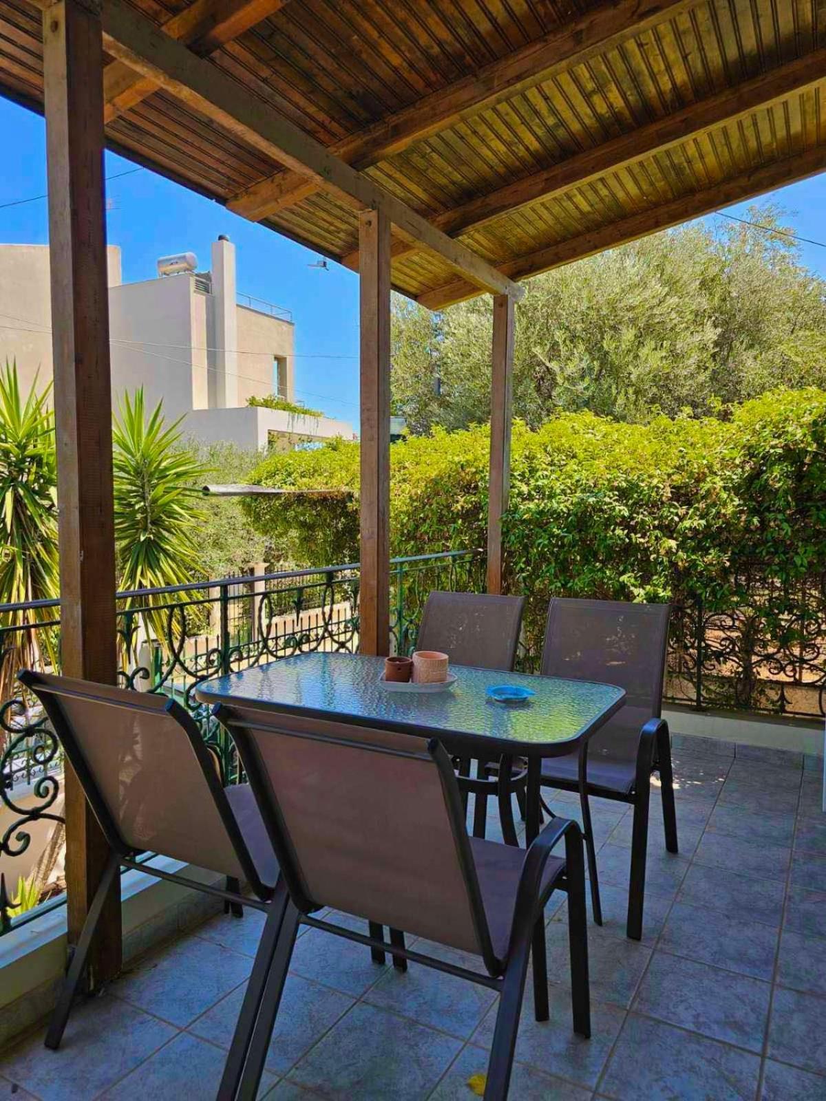 Appartamento One Artemis Near The Sea And The Airport Esterno foto